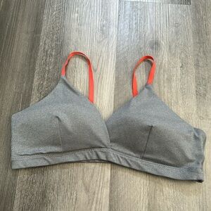 ATHLETA SPORTS BRA SIZE LARGE